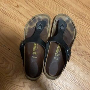 Black Birkenstock’s